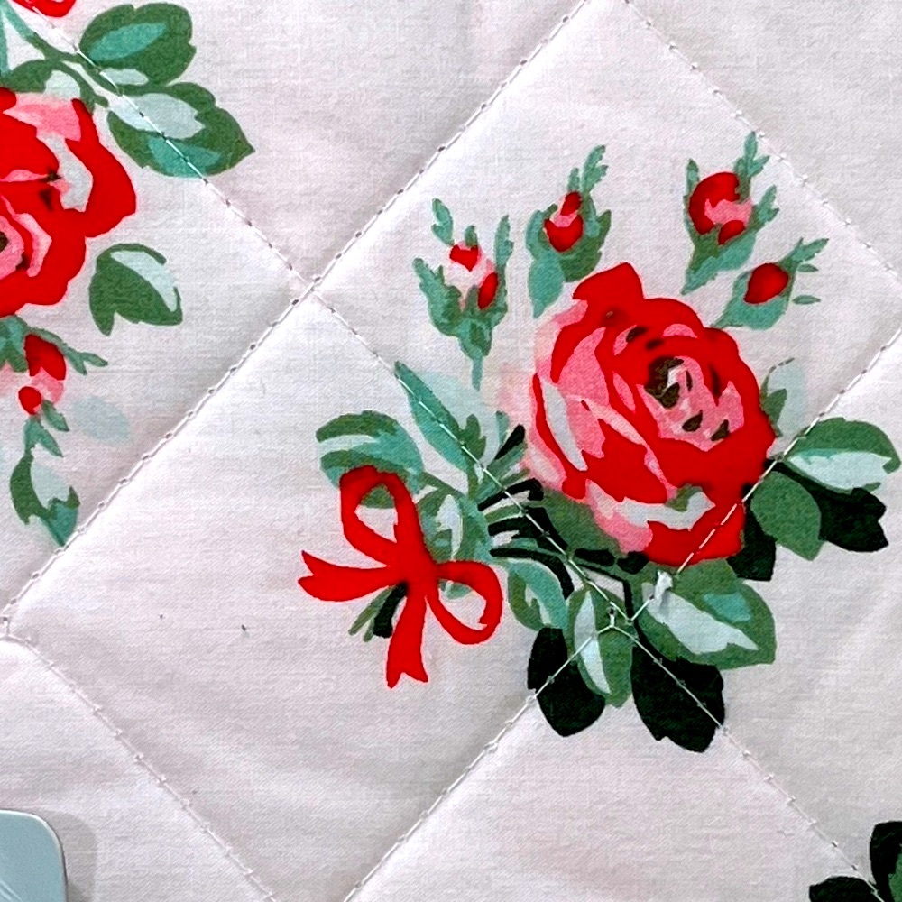 Cath Kidston "Twin Quilt Set in Roses and Bows on Pink" NWT - Picture 3 of 6